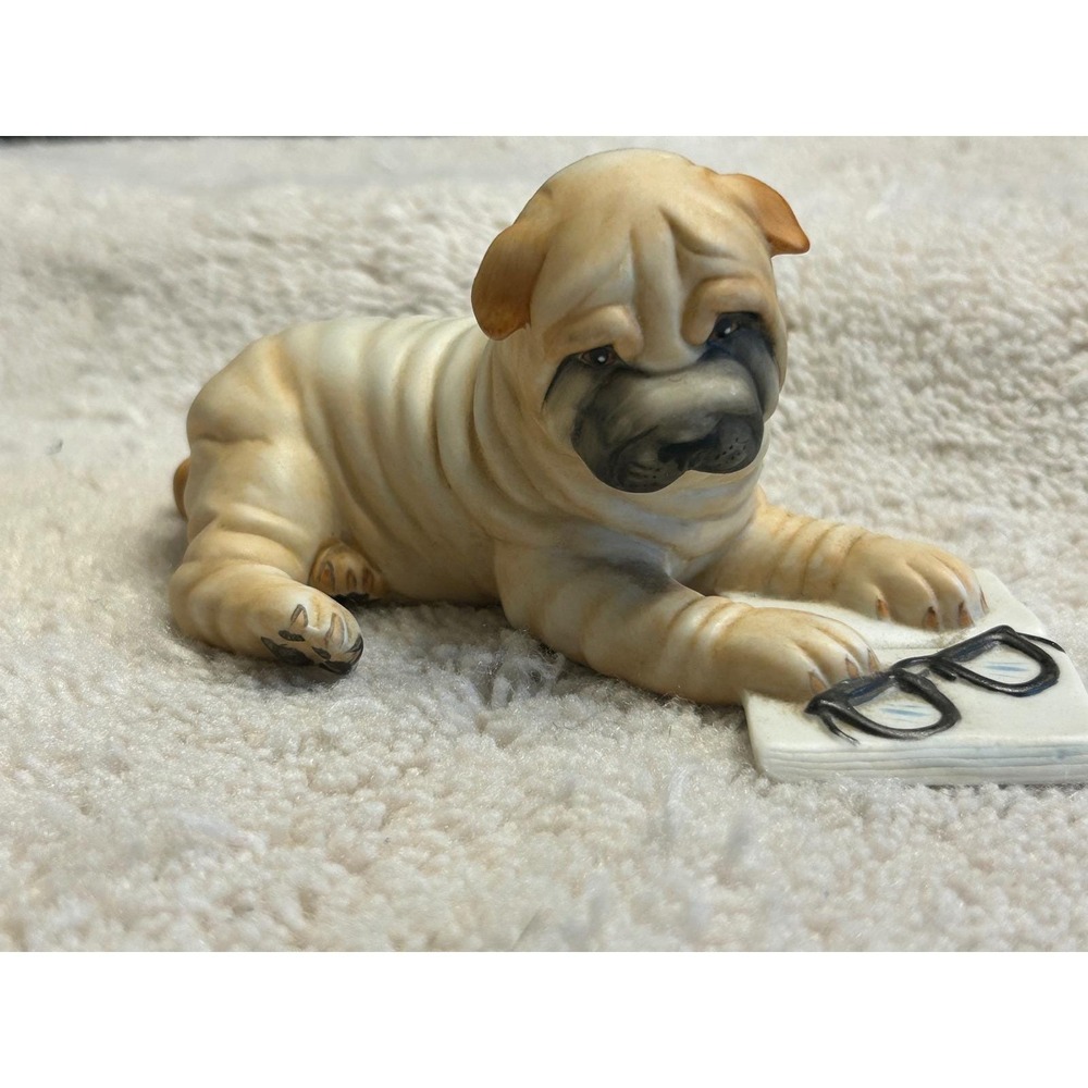 Vintage 1987‎ Franklin Mint Shar-Pei Puppy Reading Book Porcelain Figurine Tan